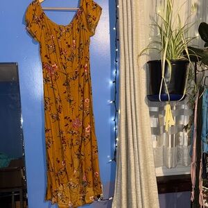 🌭💛🍂🌺Chic Floral Maxi Dress in Mustard